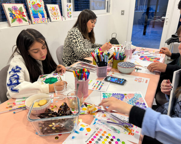 taller creativo arte en colores - Pintar